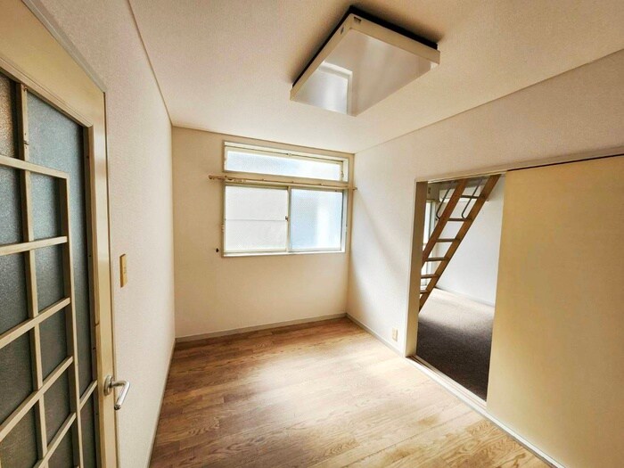 物件内観写真9　(居室)