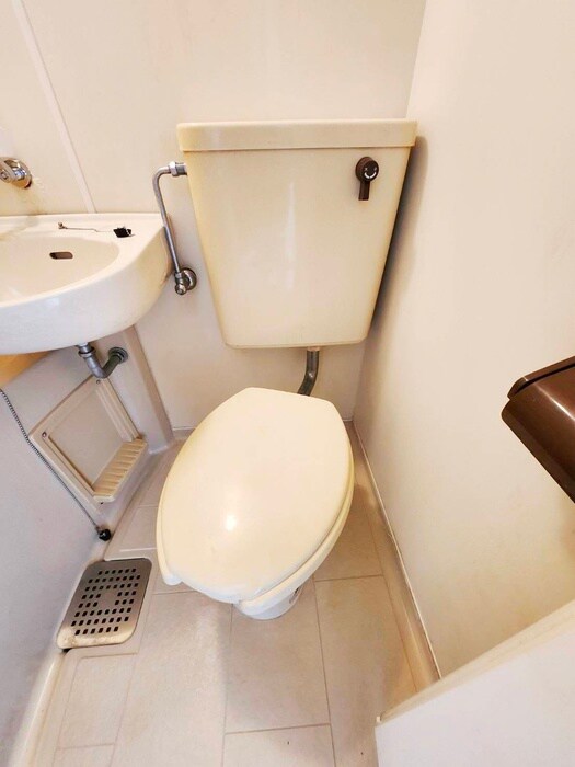 物件内観写真15　(トイレ)