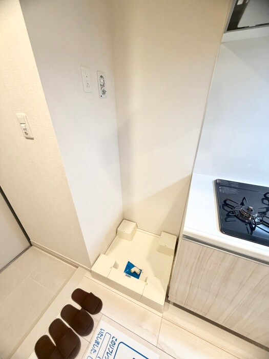 物件内観写真13　(洗濯機置場)