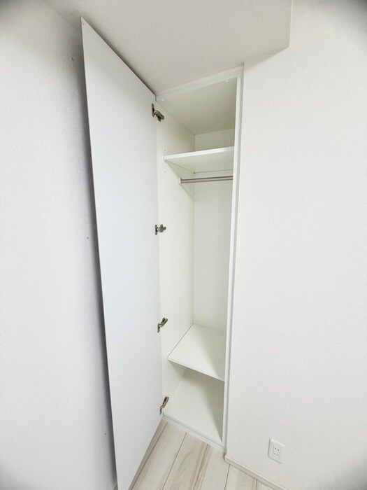 物件内観写真21　(収納)