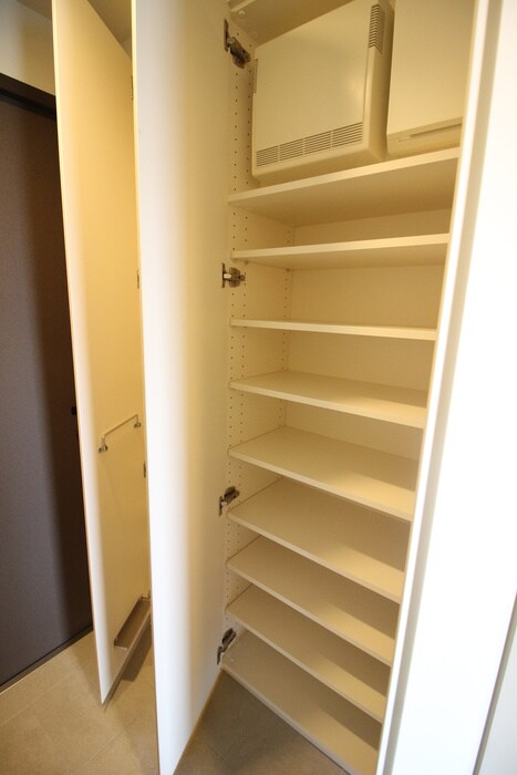 物件内観写真18　(靴箱)