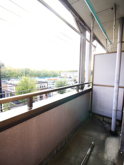 物件内観写真17　(室内からの展望)