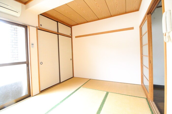 物件内観写真6　(居室)