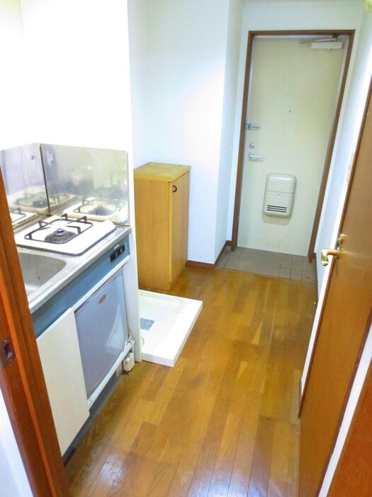 物件内観写真12　(廊下)