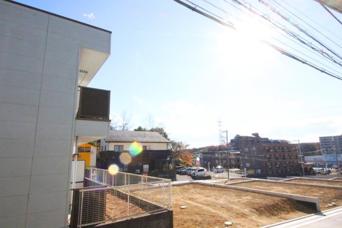 物件内観写真18　(室内からの展望)