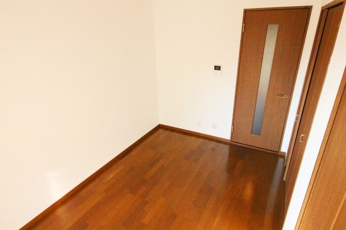 物件内観写真22　(居室)