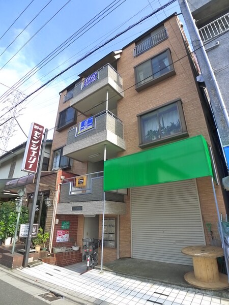 メゾンフェニックス外観写真