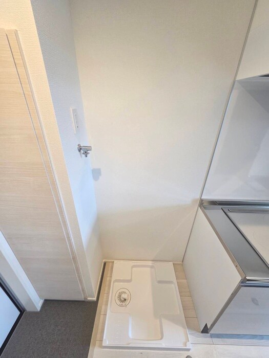 物件内観写真9　(洗濯機置場)