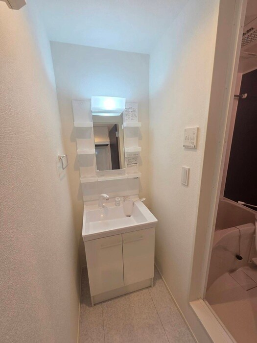 物件内観写真10　(洗面)