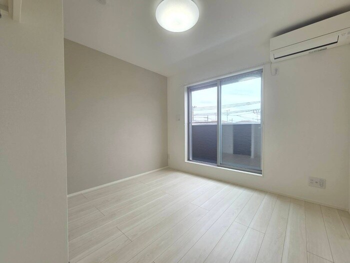 物件内観写真17　(居室)