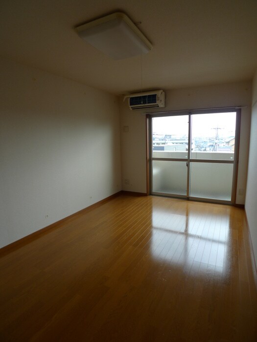 物件内観写真21　(居室)