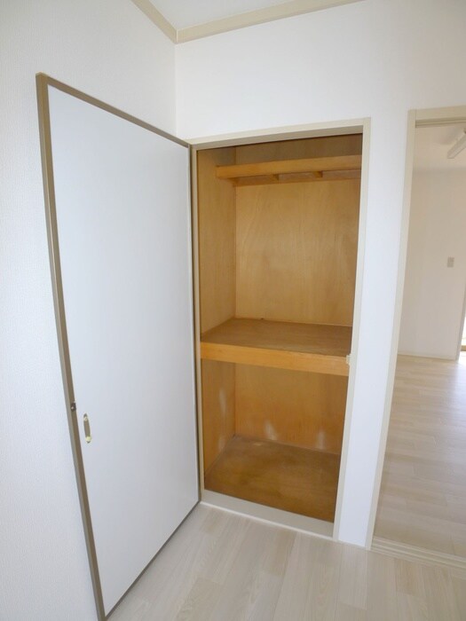 物件内観写真21　(収納)