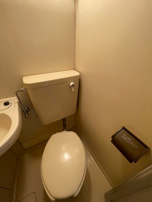 物件内観写真15　(トイレ)