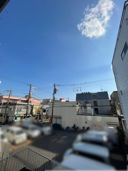 物件内観写真20　(室内からの展望)