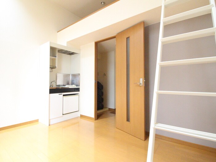 物件内観写真8　(居室)