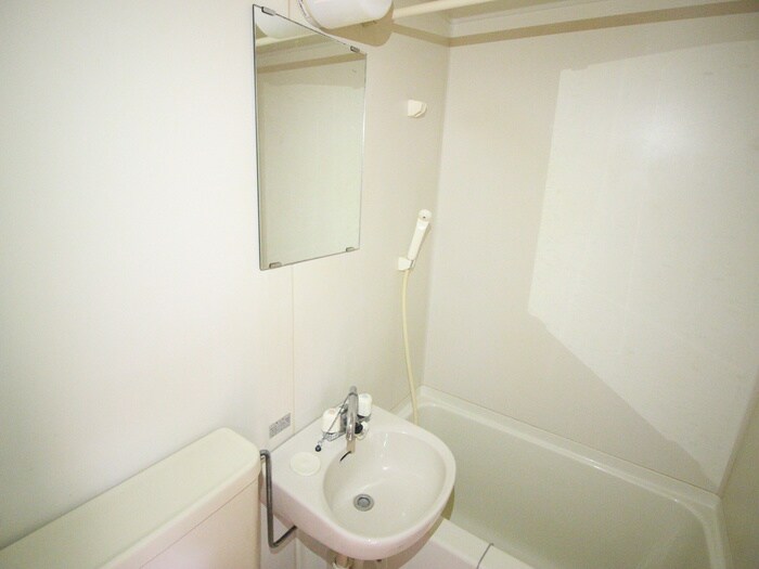 物件内観写真12　(洗面)