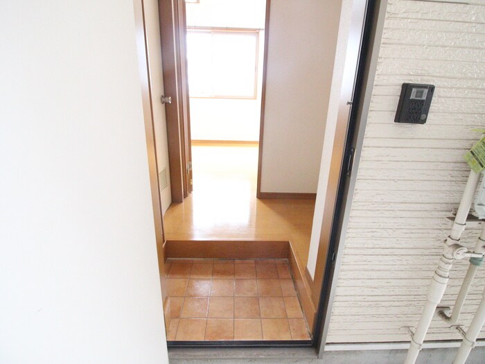 物件内観写真15　(玄関)