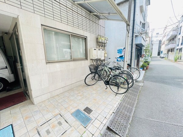 駐輪場