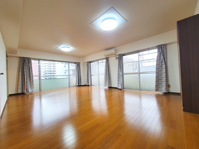 物件内観写真9　(居室)