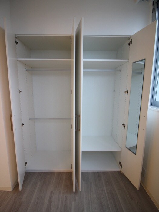 物件内観写真10　(収納)