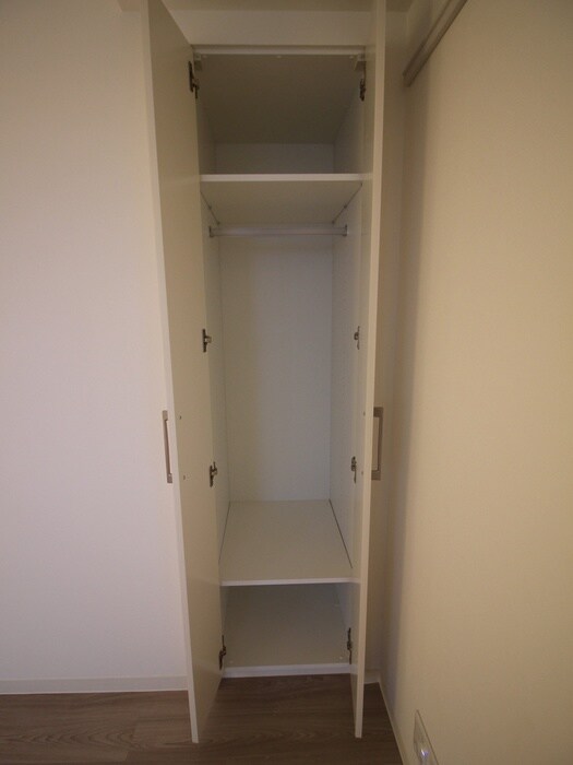 物件内観写真11　(収納)