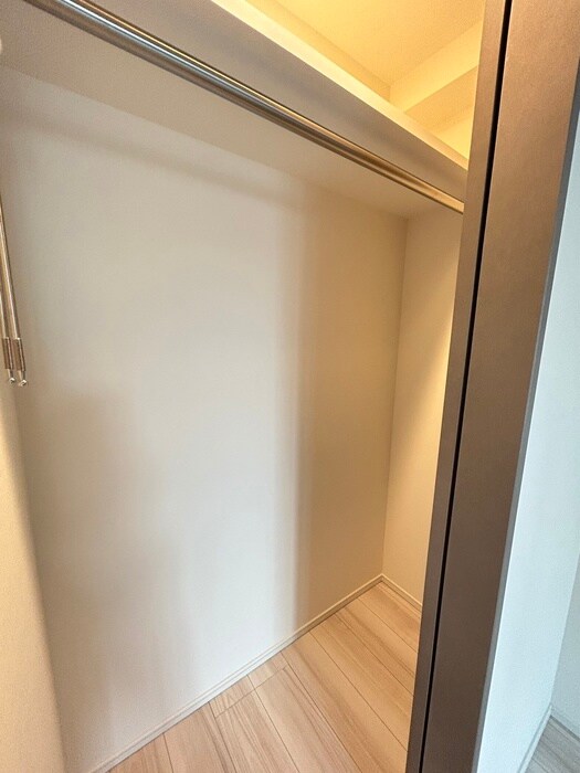 物件内観写真15　(収納)