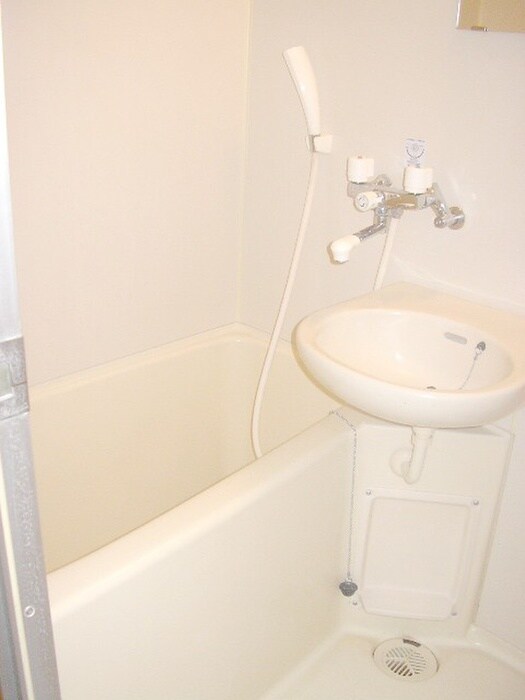 物件内観写真9　(バス／シャワールーム等)