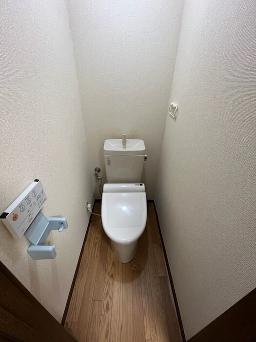 物件内観写真12　(トイレ)