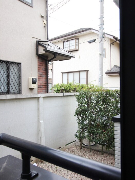 物件内観写真20　(室内からの展望)