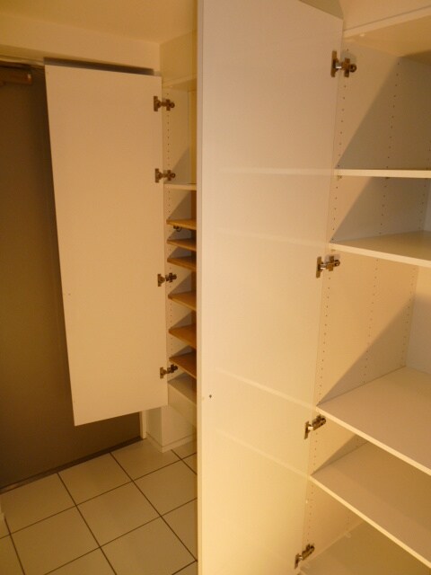 物件内観写真15　(靴箱)