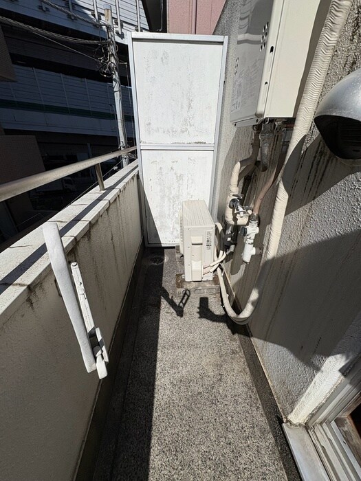 物件内観写真10　(洗濯機置場)