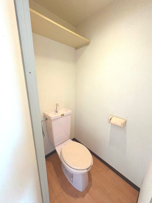 物件内観写真12　(トイレ)