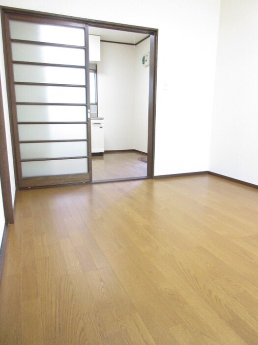 物件内観写真9　(居室)