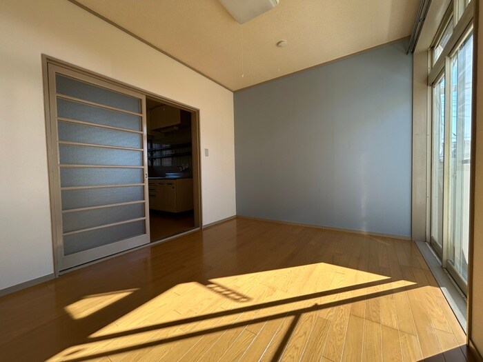 物件内観写真10　(居室)