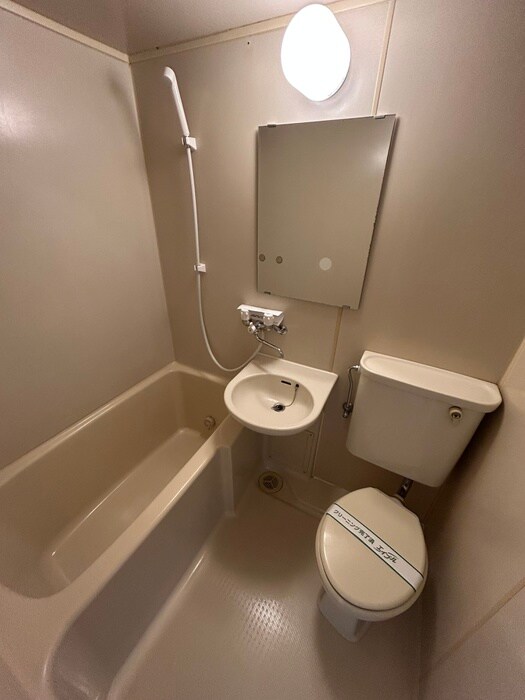 物件内観写真11　(トイレ)