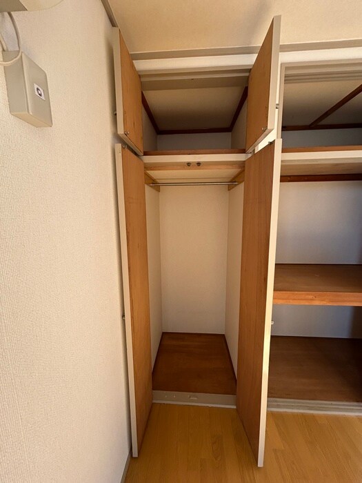 物件内観写真18　(収納)