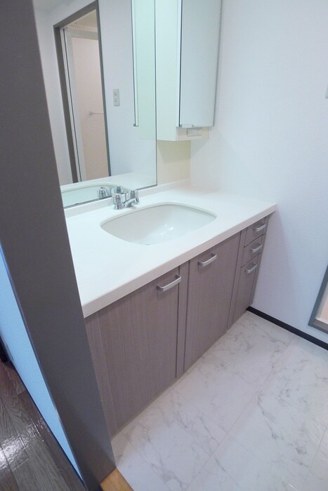 物件内観写真15　(洗面)