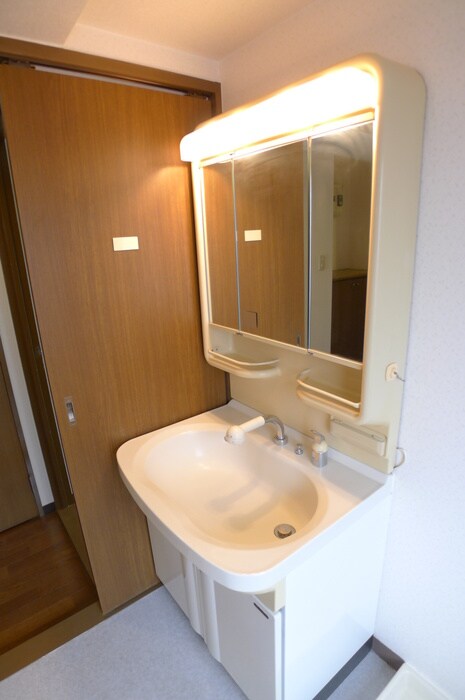 物件内観写真14　(洗面)