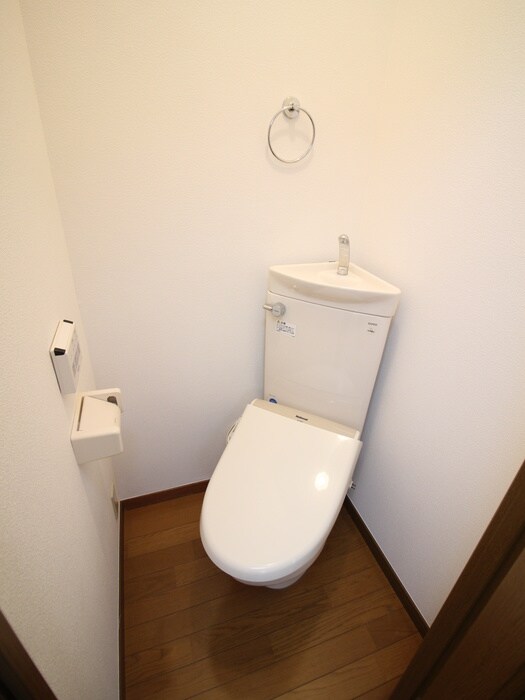 物件内観写真14　(トイレ)