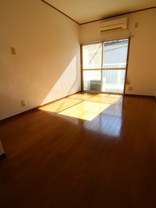 物件内観写真17　(居室)