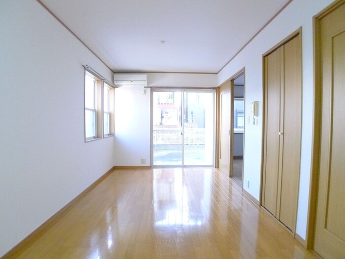 物件内観写真5　(ベランダ・バルコニー)