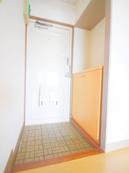 物件内観写真20　(玄関)