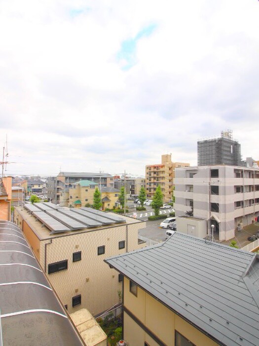 物件内観写真22　(室内からの展望)