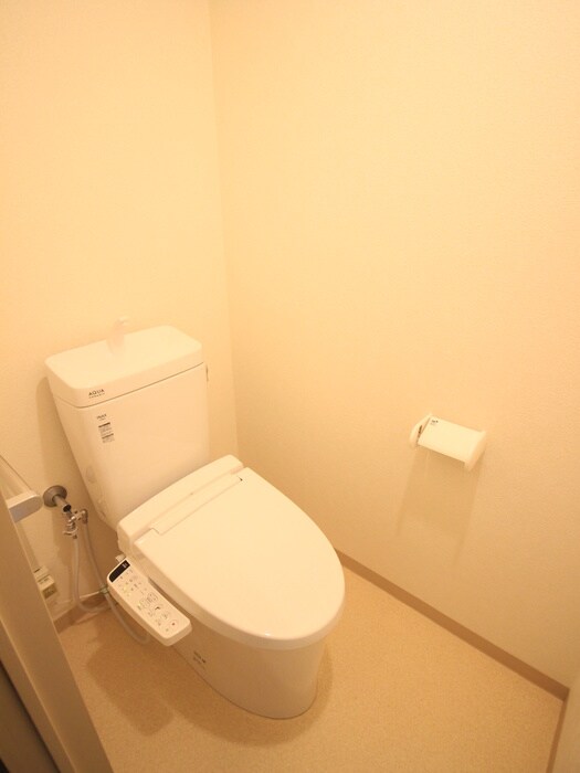 物件内観写真16　(トイレ)