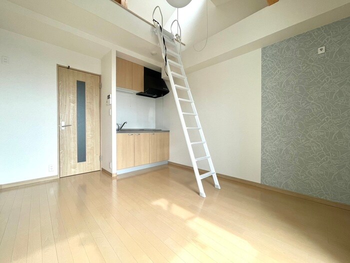 物件内観写真8　(居室)