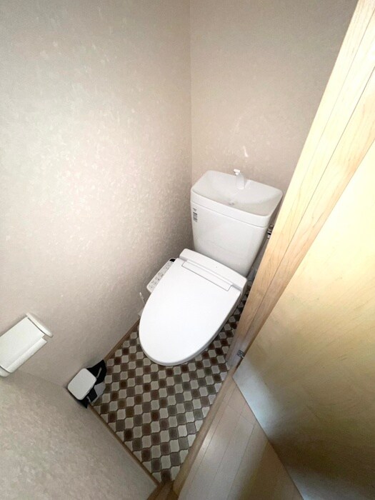 物件内観写真12　(トイレ)