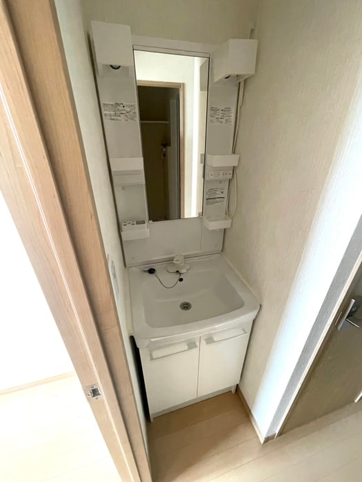 物件内観写真15　(洗面)