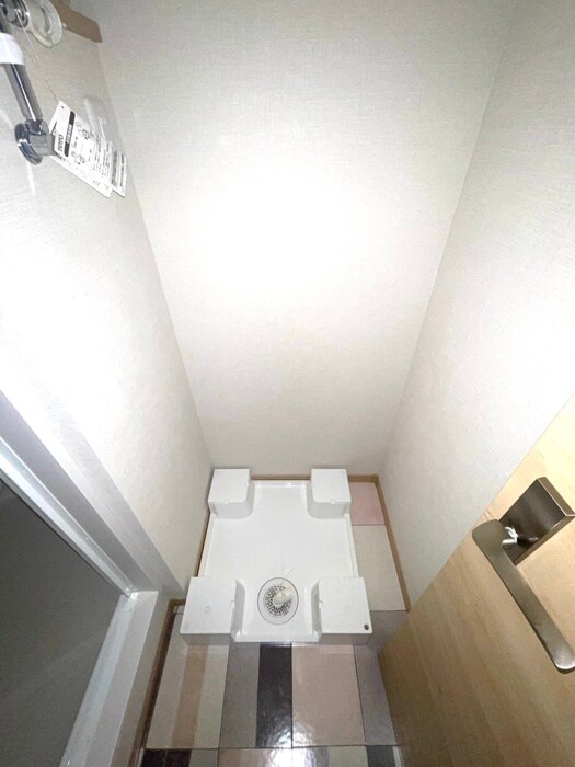 物件内観写真20　(洗濯機置場)