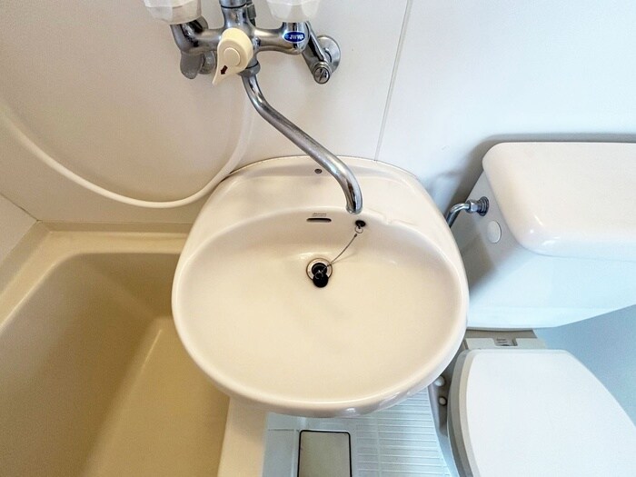 物件内観写真13　(洗面)