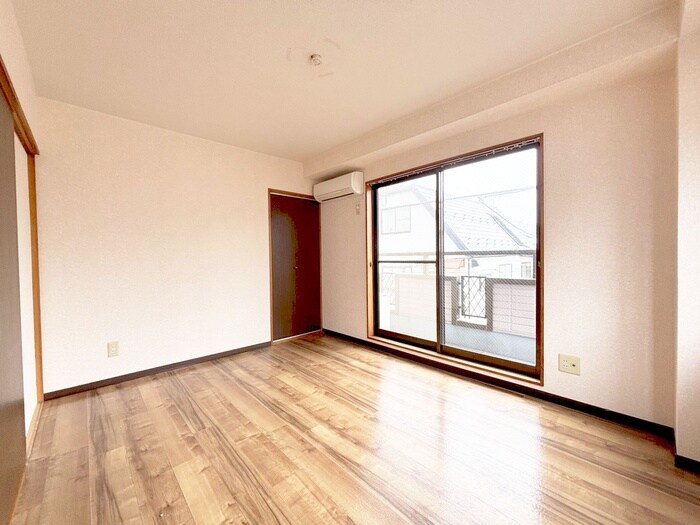 物件内観写真17　(居室)